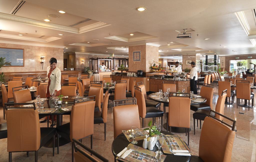 Holiday Villa City Center Άλορ Σταρ Εστιατόριο φωτογραφία